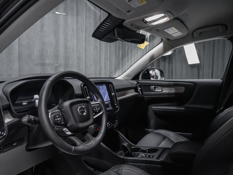 Volvo XC40 B5 CORE BRIGHT 2025-5