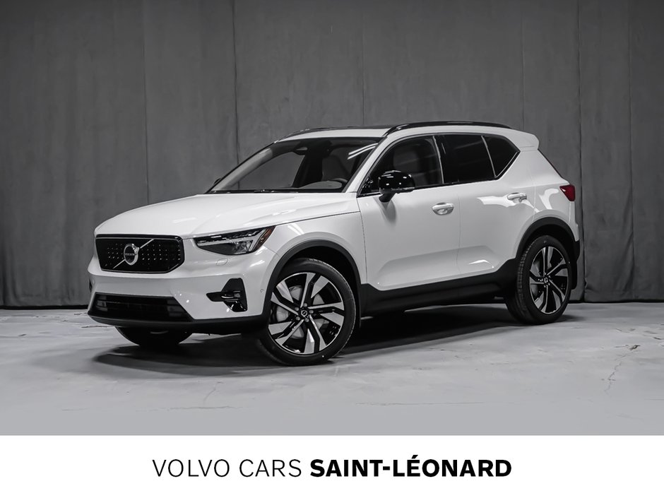 2026 Volvo XC40 Plus (Dark Theme)-0