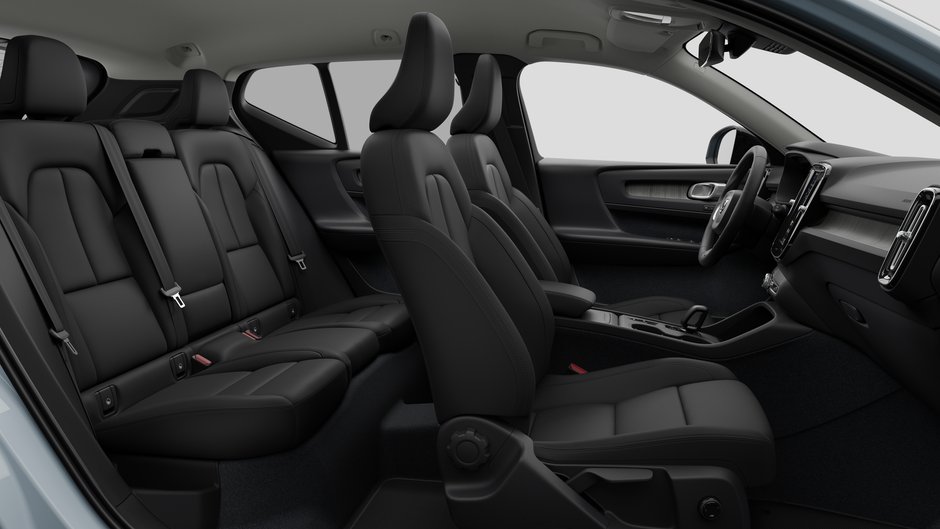 Volvo XC40 Core Dark Theme 2026-12