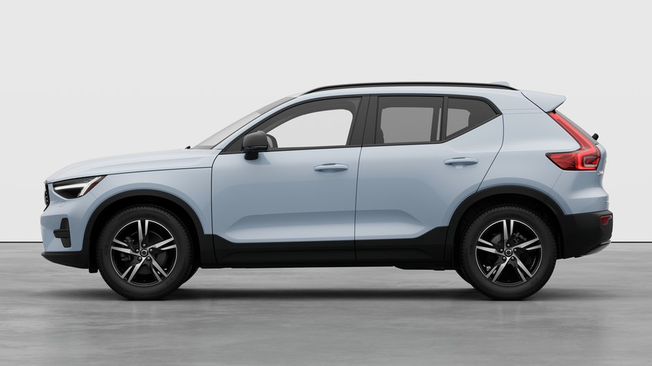 Volvo XC40 Core Dark Theme 2026-7