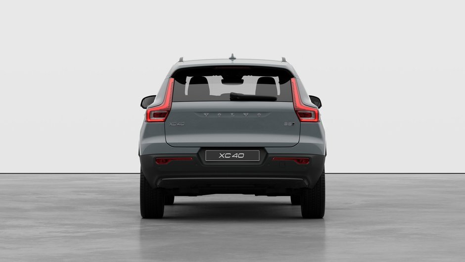 Volvo XC40 Core Dark Theme 2026-5