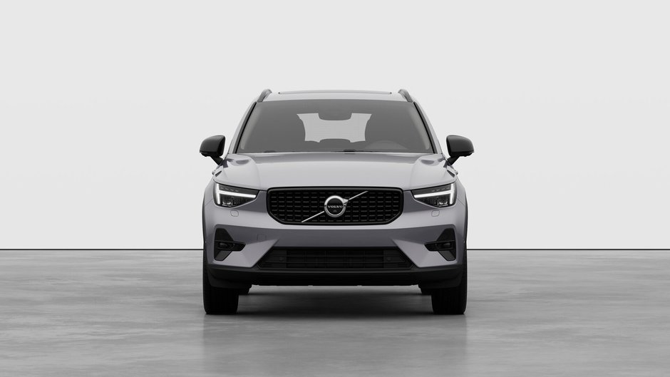 Volvo XC40 Plus (Dark Theme) 2026-4