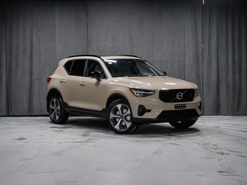 Volvo XC40 Plus Dark Theme 2026-8