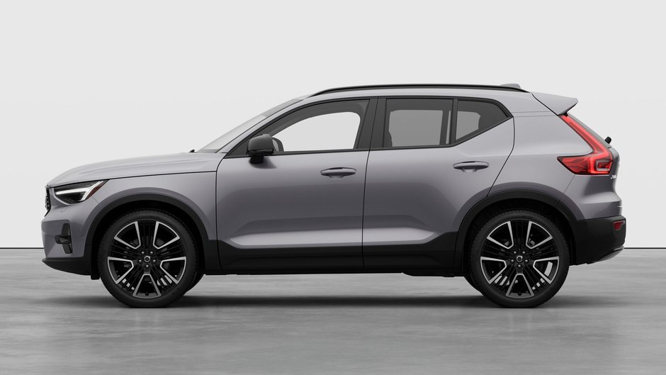 Volvo XC40 Ultra (Dark Theme) 2026-7