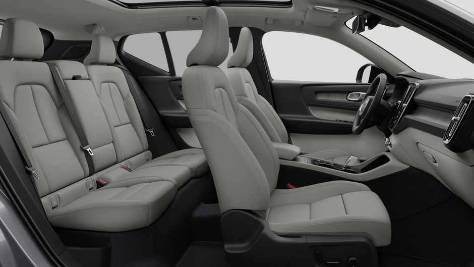 Volvo XC40 Ultra (Dark Theme) 2026-12