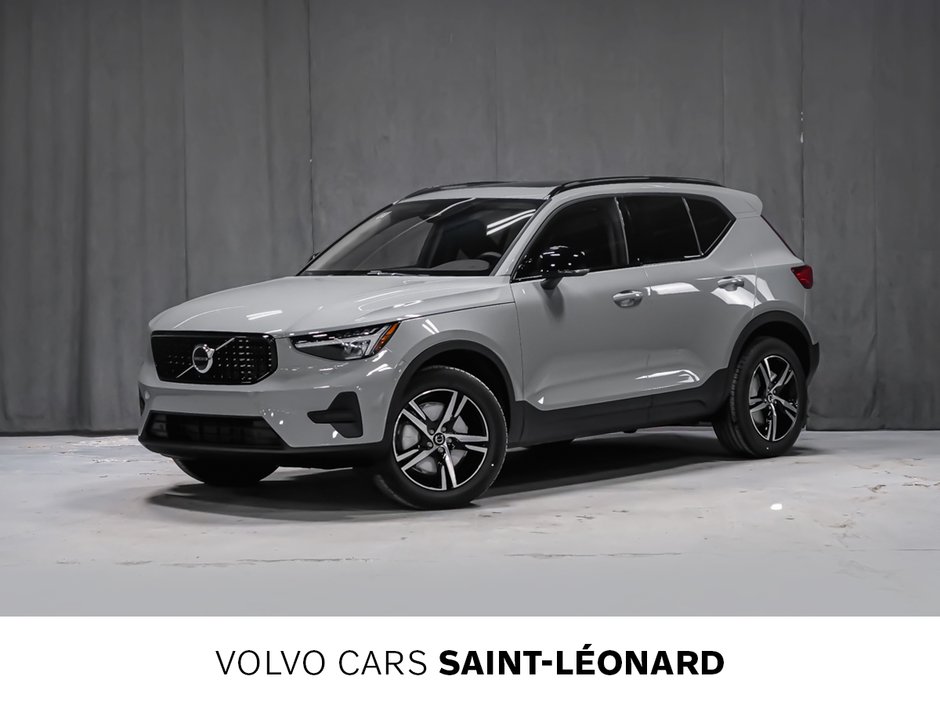 Volvo XC40 Core (Dark Theme) 2026-0