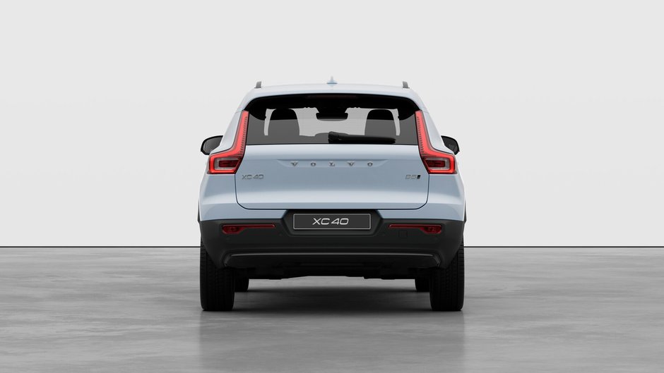 Volvo XC40 Core (Dark Theme) 2026-5