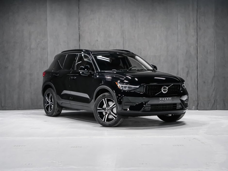 Volvo XC40 Core (Dark Theme) 2026-1