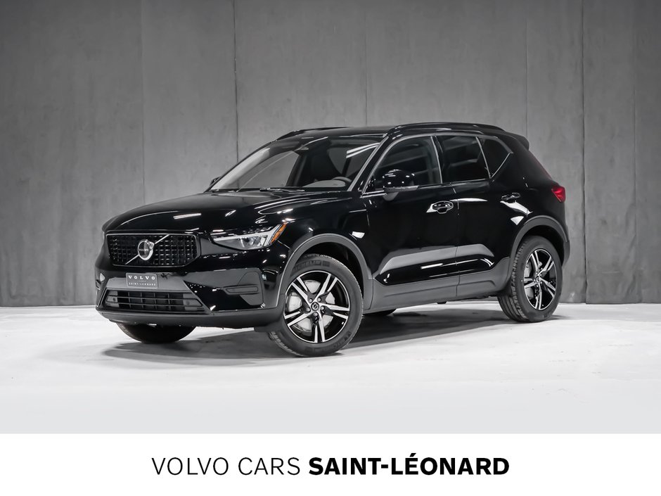 Volvo XC40 Core (Dark Theme) 2026-0