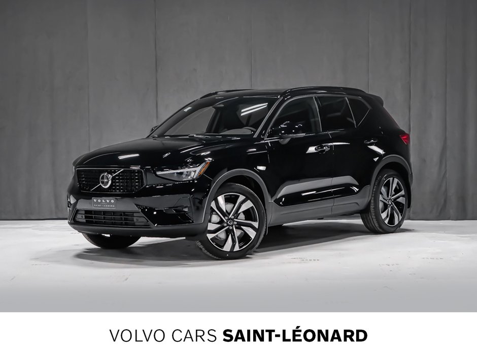 2026 Volvo XC40 Plus (Dark Theme)-0
