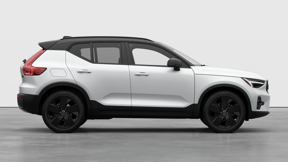 Volvo XC40 Ultra Black Edition 2026-7