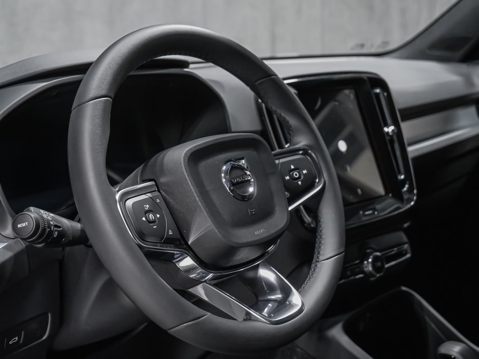 Volvo XC40 Ultra Black Edition 2026-9