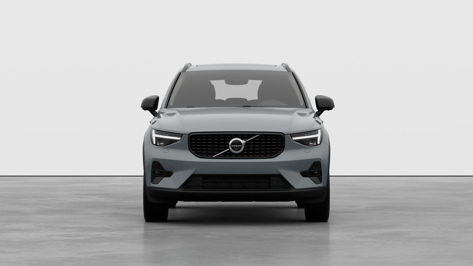 Volvo XC40 Plus (Dark Theme) 2026-5