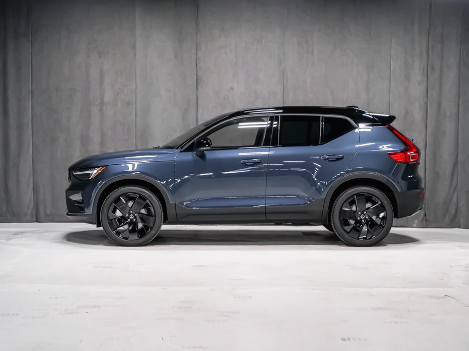 Volvo XC40 Ultra Black Edition 2026-2