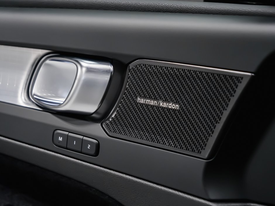 Volvo XC40 Ultra Black Edition 2026-9
