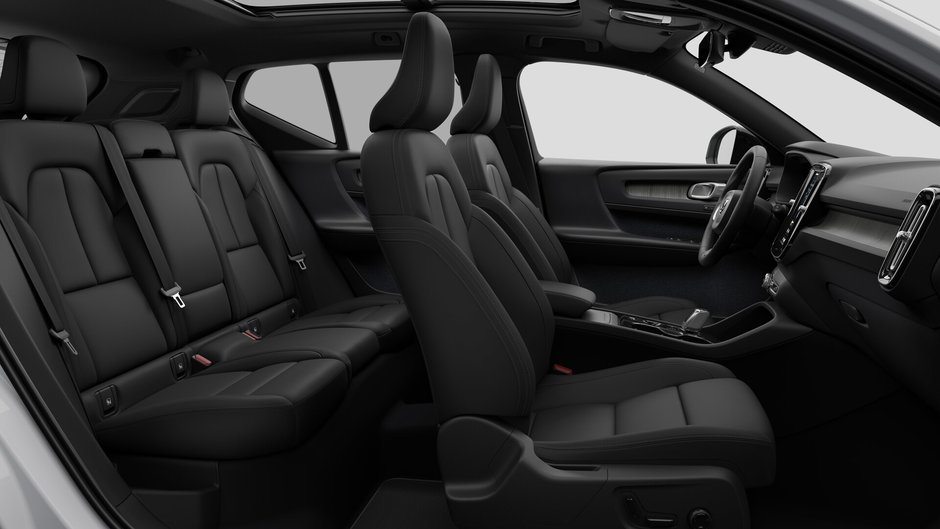 2026 Volvo XC40 Plus Dark Theme-12