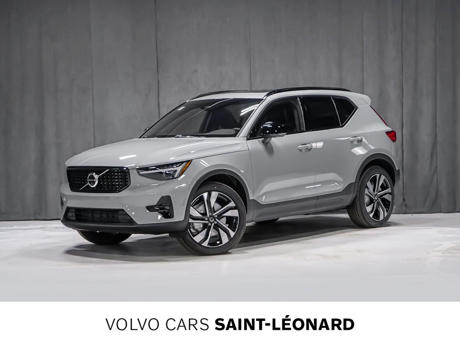 2026 Volvo XC40 Plus (Dark Theme)-0