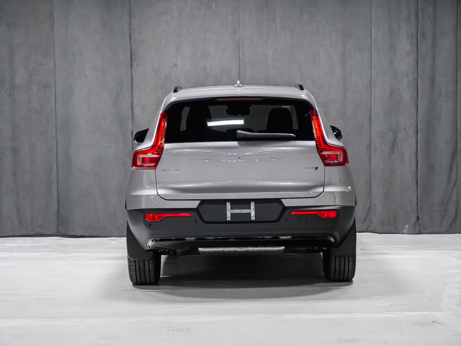 Volvo XC40 Ultra (Dark Theme) 2026-4
