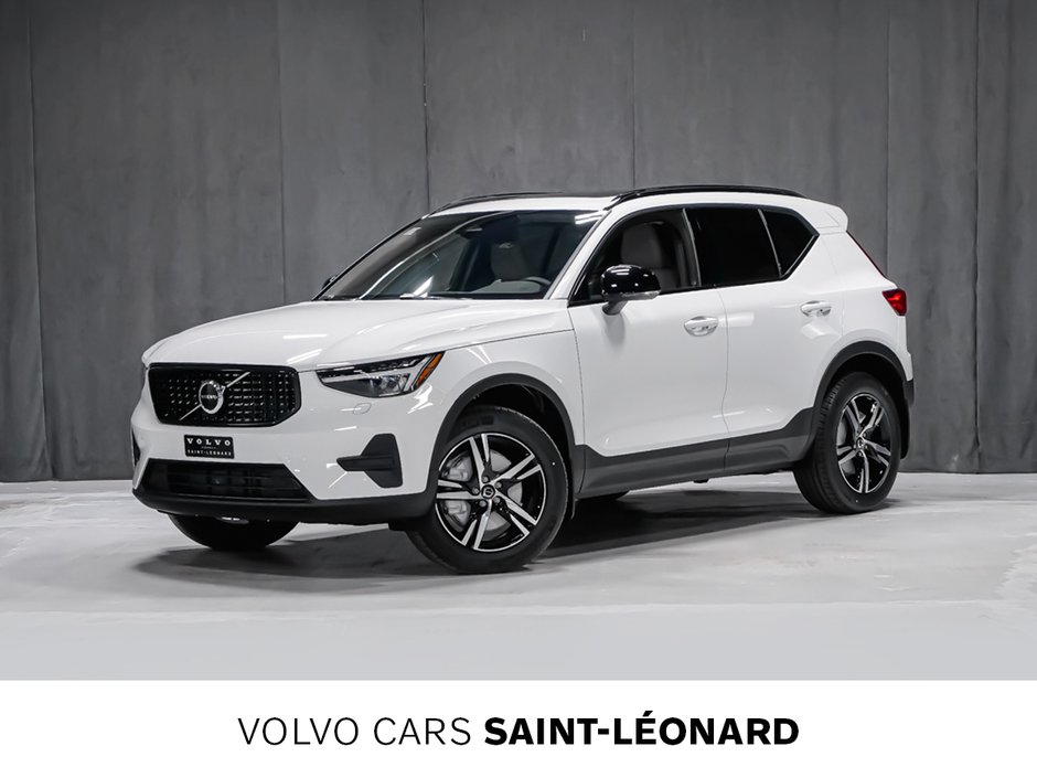 2026 Volvo XC40 Core (Dark Theme)-0