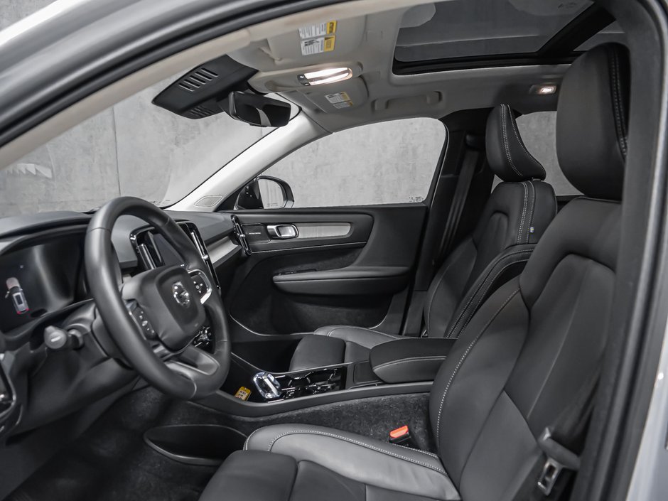 Volvo XC40 B5 ULTRA DARK HARMAN KARDON 2026-11