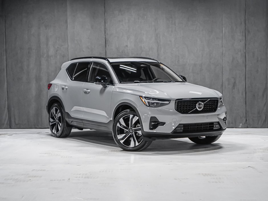 Volvo XC40 B5 ULTRA DARK HARMAN KARDON 2026-1