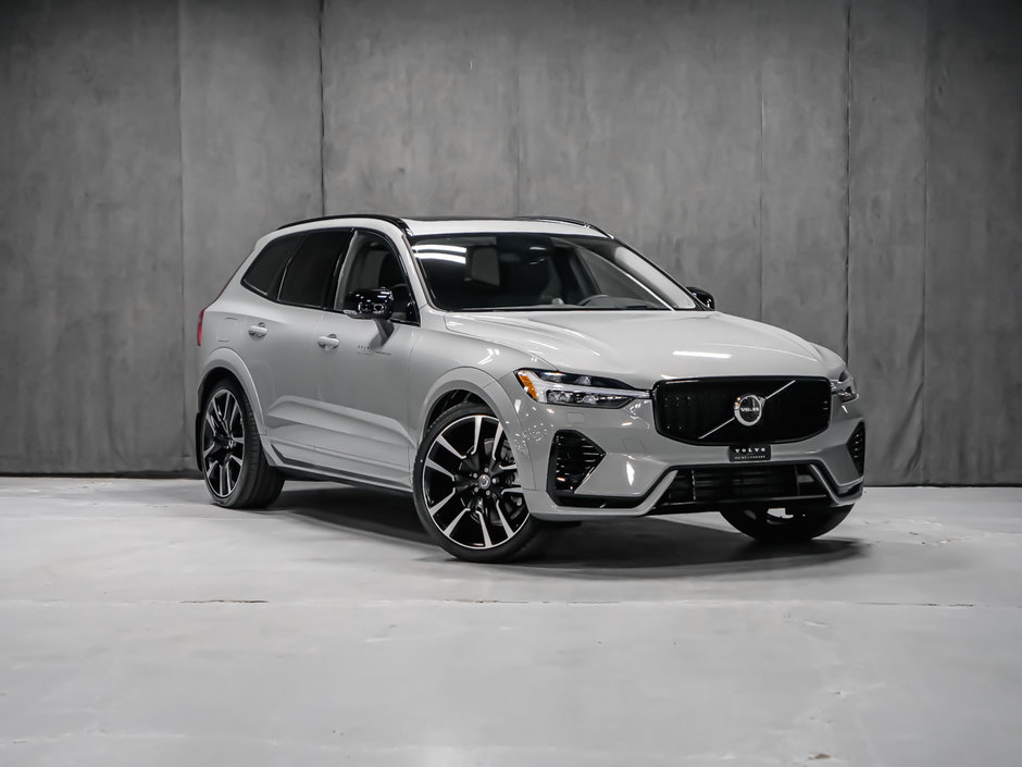 2025 Volvo XC60 Plug-in Hybrid ULTRA DARK THEME-1