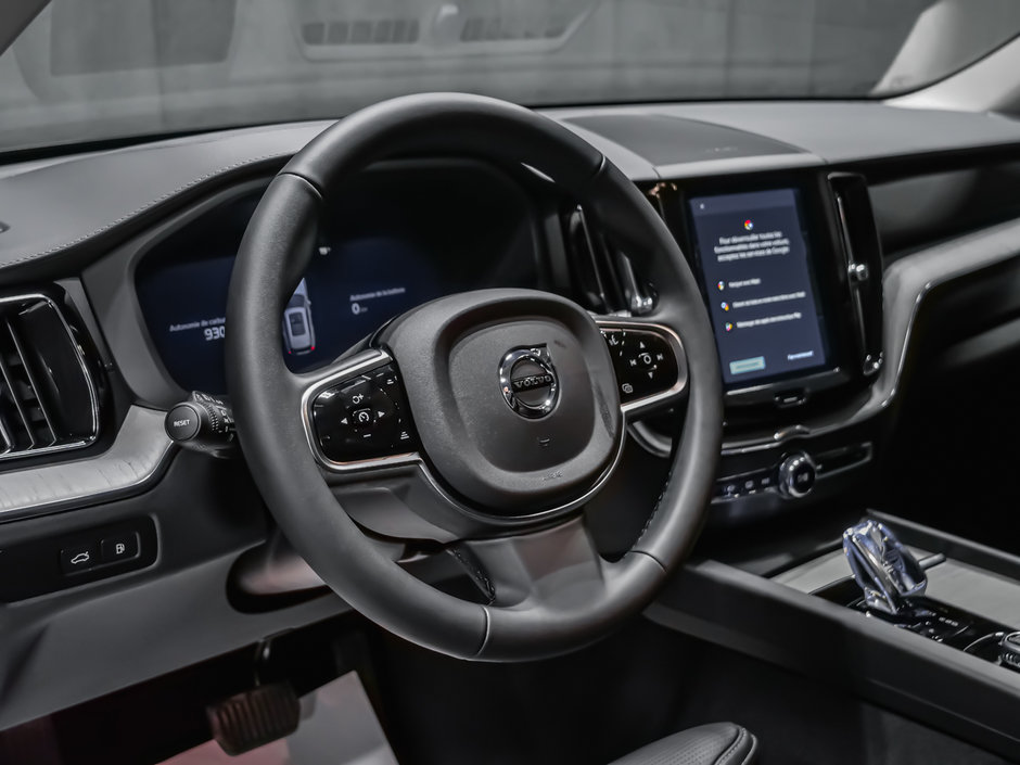 2025 Volvo XC60 Plug-in Hybrid Ultra-11