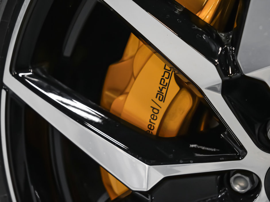 2025 Volvo XC60 Plug-in Hybrid Polestar Engineered-27