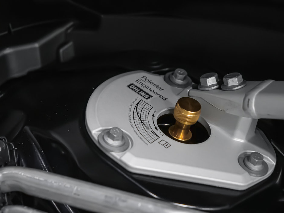 2025 Volvo XC60 Plug-in Hybrid Polestar Engineered-30
