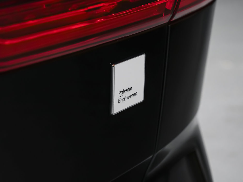 2025 Volvo XC60 Plug-in Hybrid Polestar Engineered-7