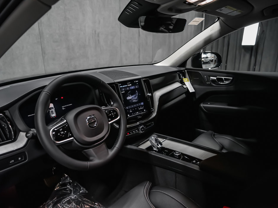Volvo XC60 Plug-in Hybrid Ultra 2025-4