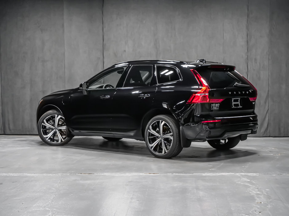 Volvo XC60 Plug-in Hybrid Ultra 2025-1
