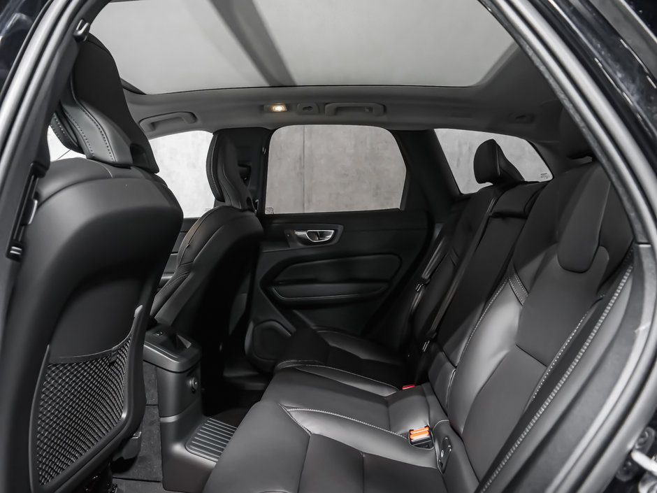 Volvo XC60 Plug-in Hybrid Ultra 2025-13