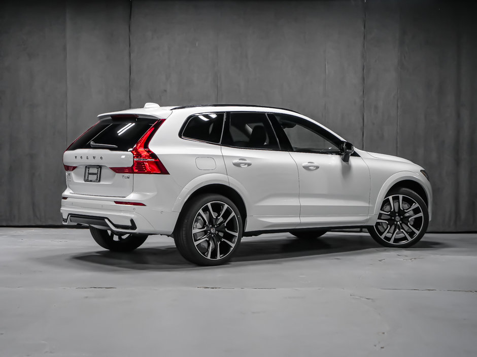 Volvo XC60 Plug-in Hybrid Ultra 2025-3