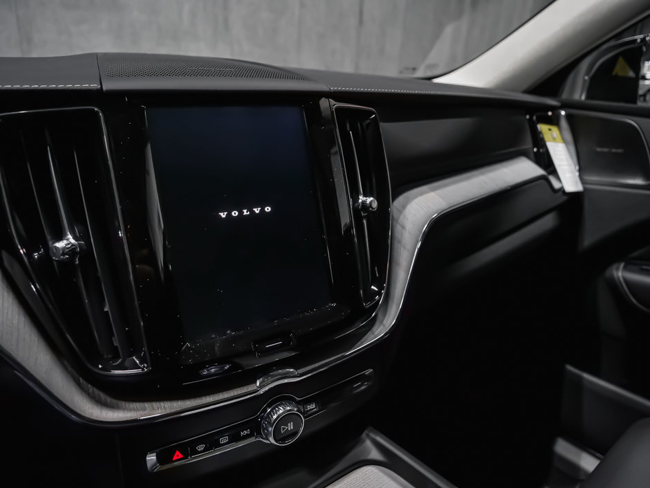 Volvo XC60 Plug-in Hybrid Ultra 2025-12