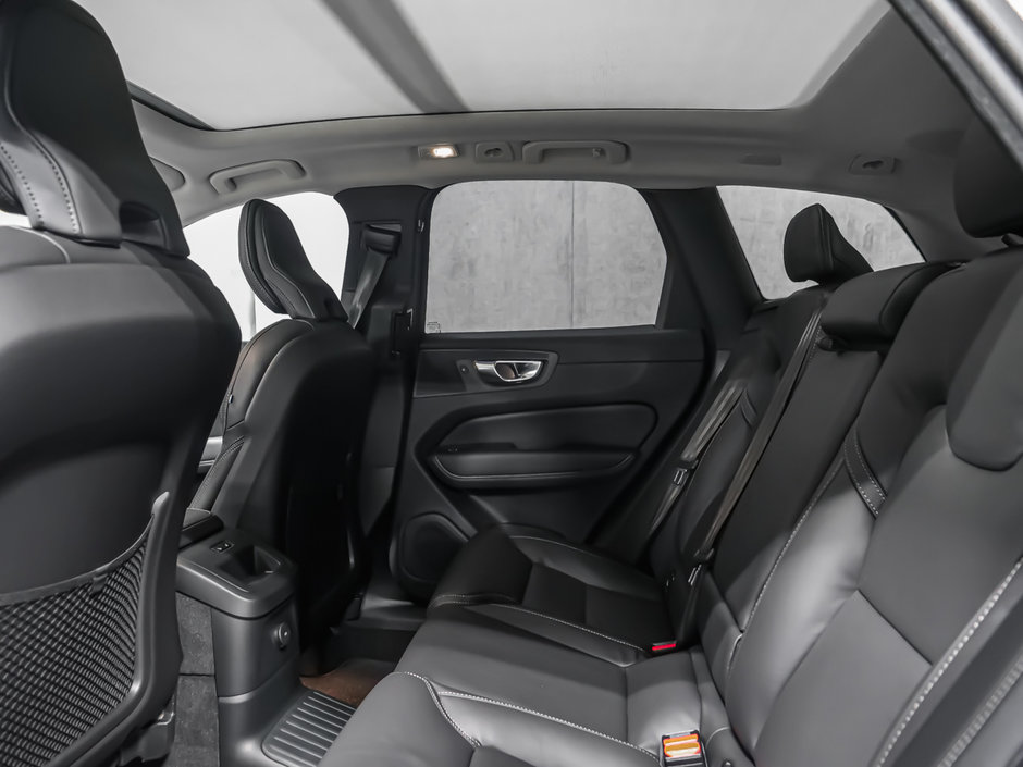 Volvo XC60 Plug-in Hybrid Ultra 2025-13
