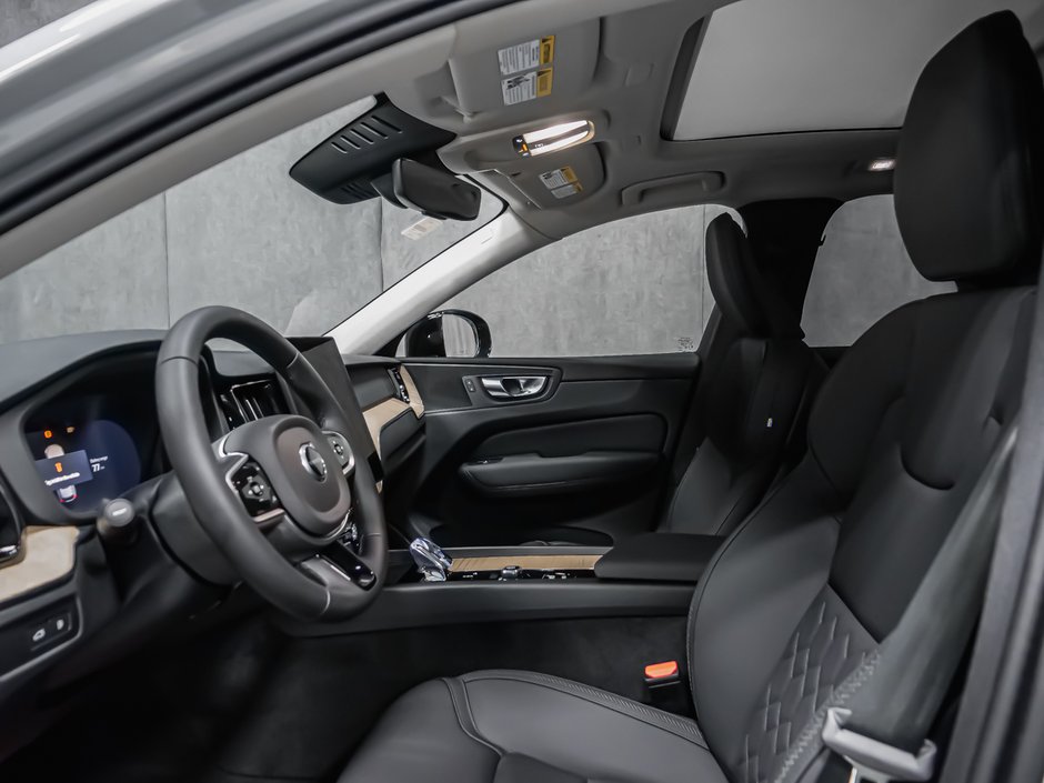 Volvo XC60 Plug-in hybrid Plus 2026-11