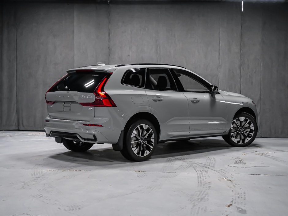 2026 Volvo XC60 Plug-in hybrid Plus-3