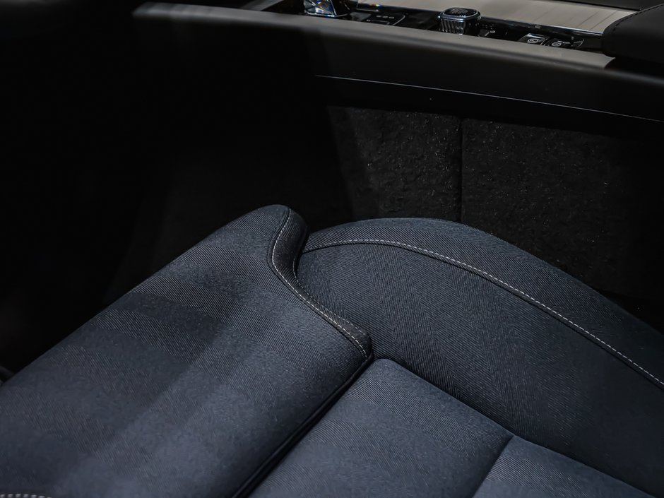 Volvo XC60 Plug-in hybrid Ultra 2026-7