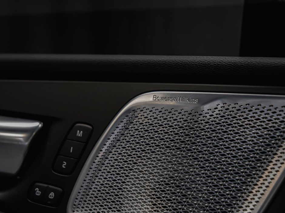 Volvo XC60 Plug-In Hybrid Polestar Engineered 2026-10