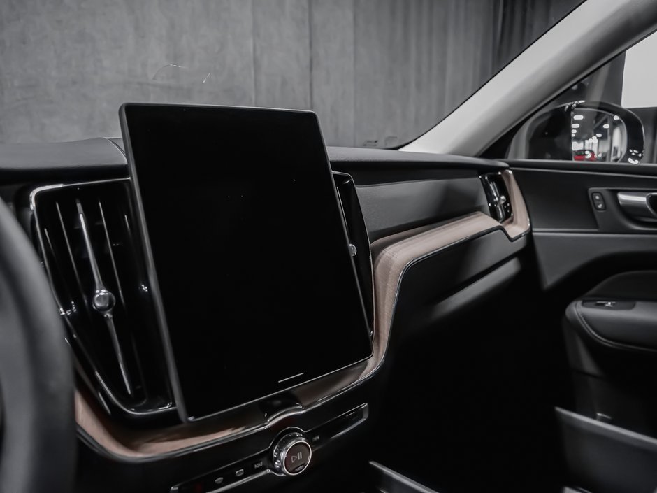 Volvo XC60 Plug-in hybrid Plus 2026-9