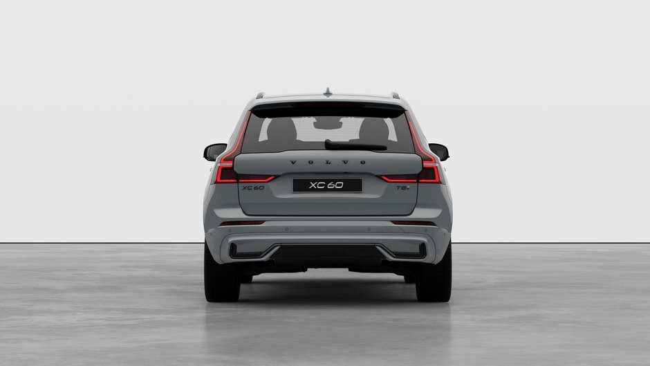 2026 Volvo XC60 Plug-in hybrid Ultra Black Edition-5