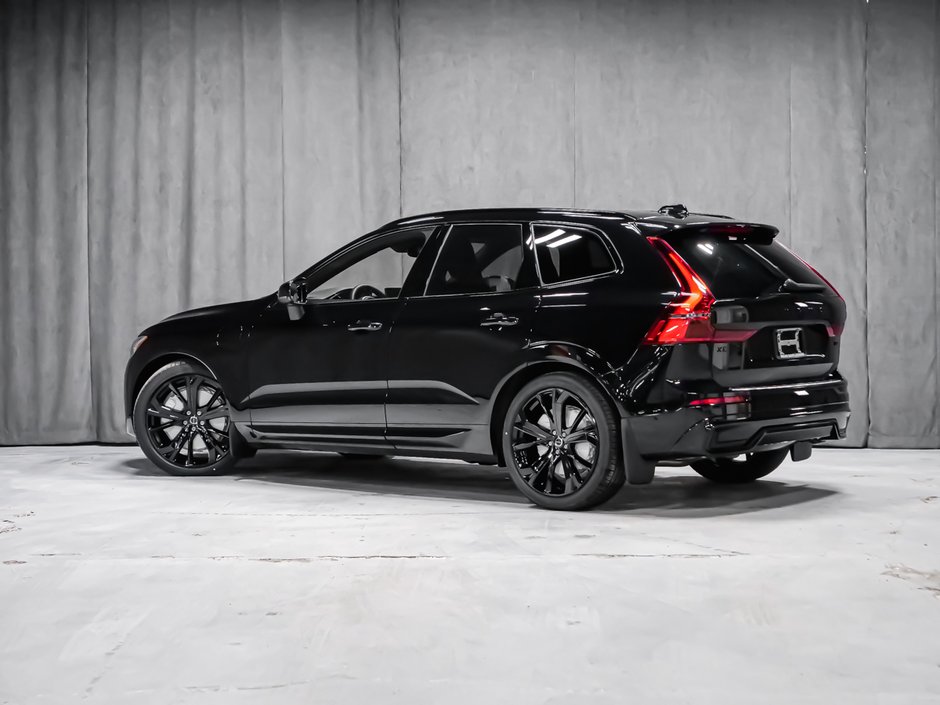 Volvo XC60 Plug-in hybrid Ultra Black Edition 2026-3