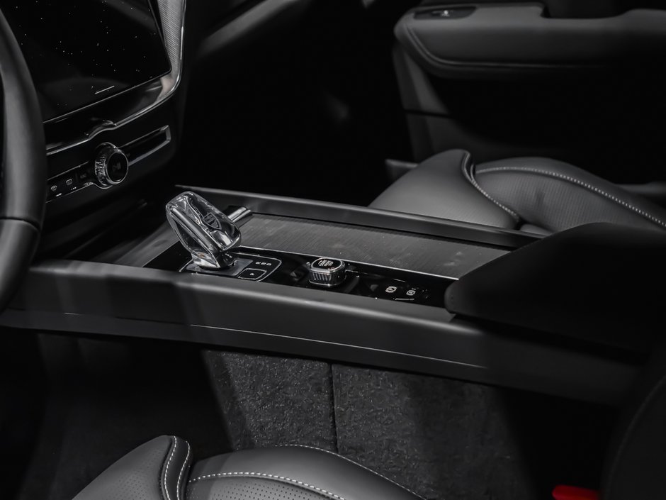 Volvo XC60 Plug-in hybrid Ultra Black Edition 2026-6