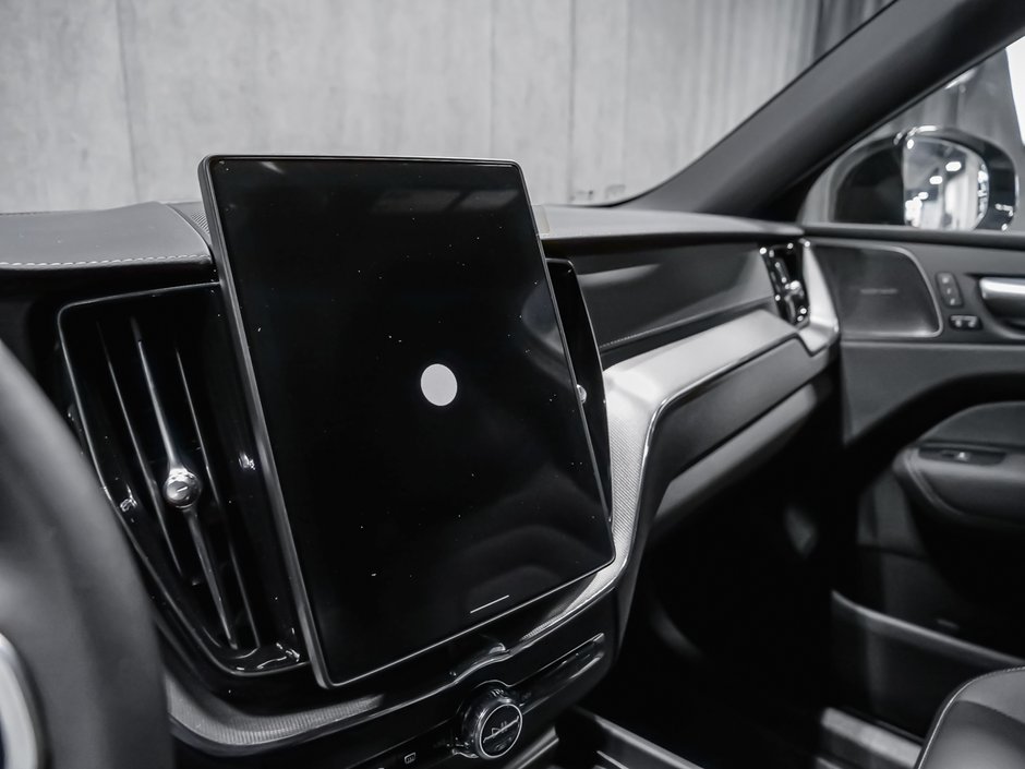 Volvo XC60 Plug-in hybrid Ultra Black Edition 2026-10
