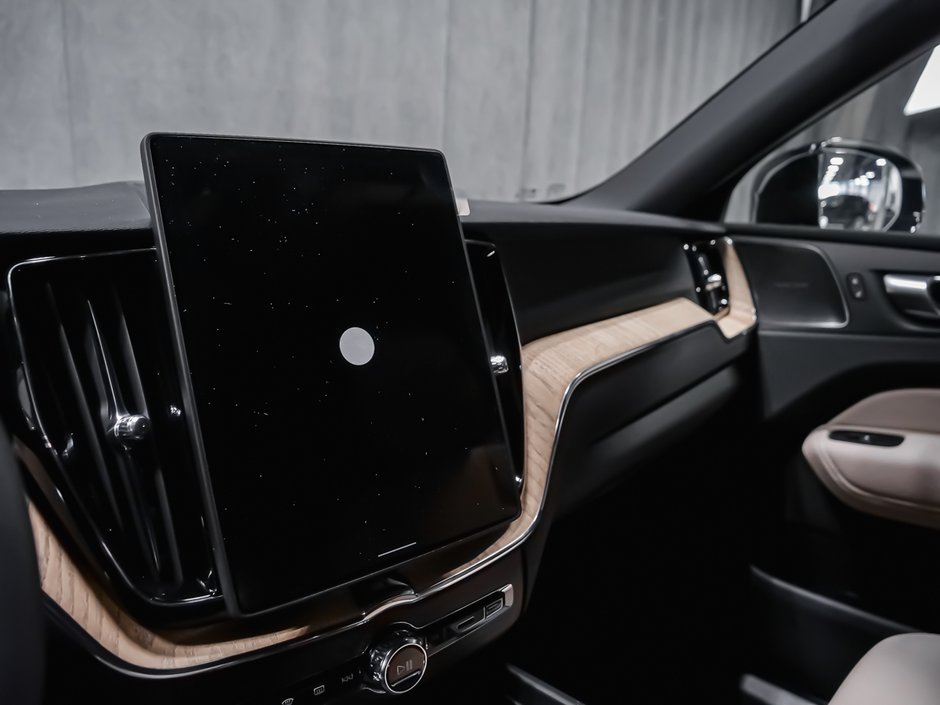 Volvo XC60 Plug-in hybrid Plus 2026-11