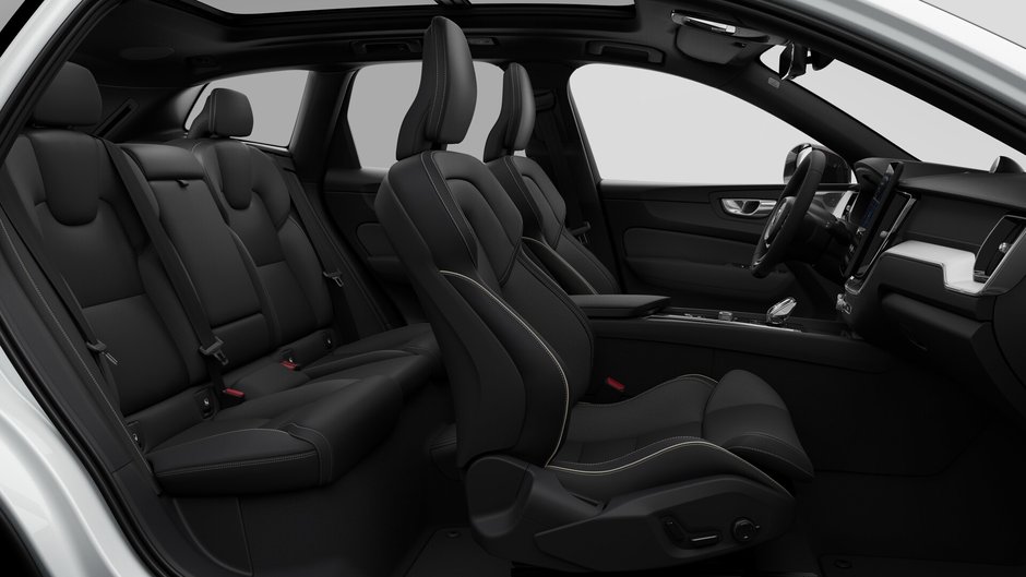 Volvo XC60 Plug-In Hybrid Ultra Black Edition 2026-12