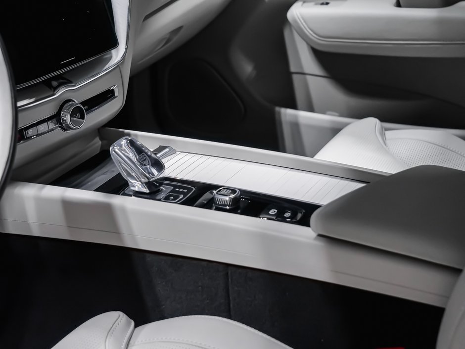Volvo XC60 Plug-in hybrid Ultra 2026-6