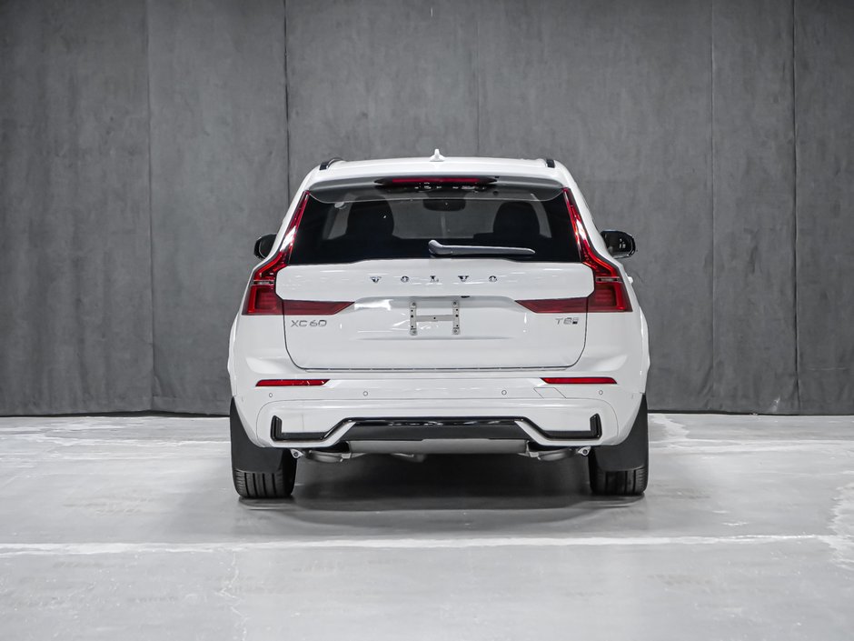 Volvo XC60 Plug-in hybrid Ultra (Dark Theme) 2027-4