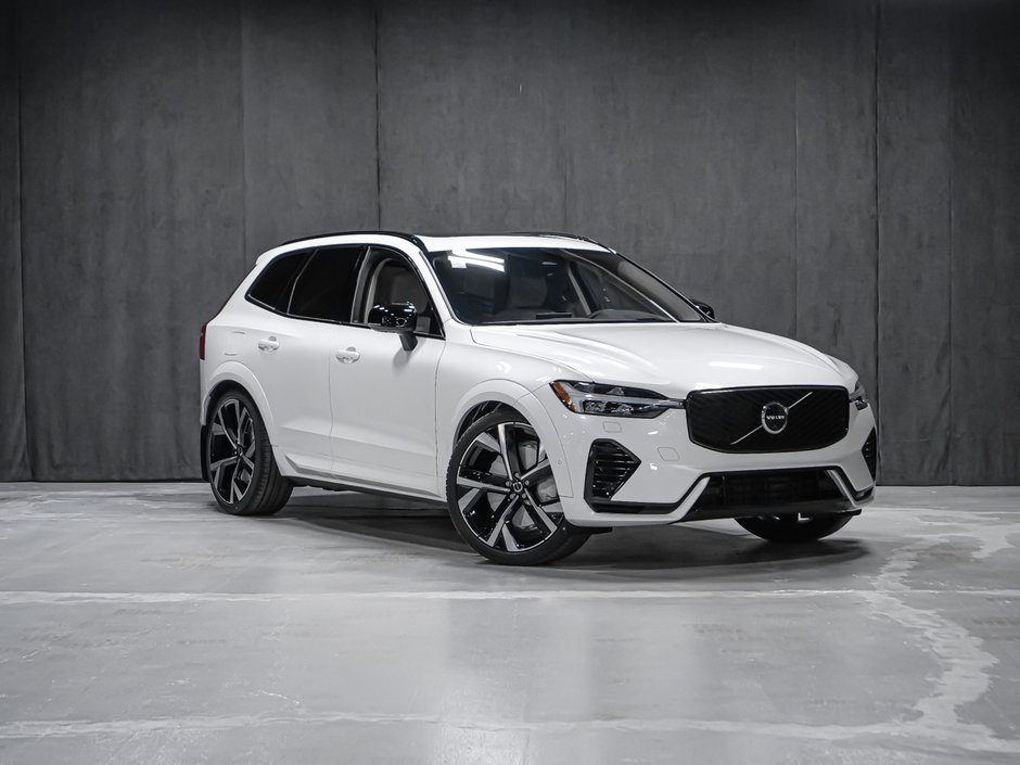 Volvo XC60 Plug-in hybrid Ultra (Dark Theme) 2027-1
